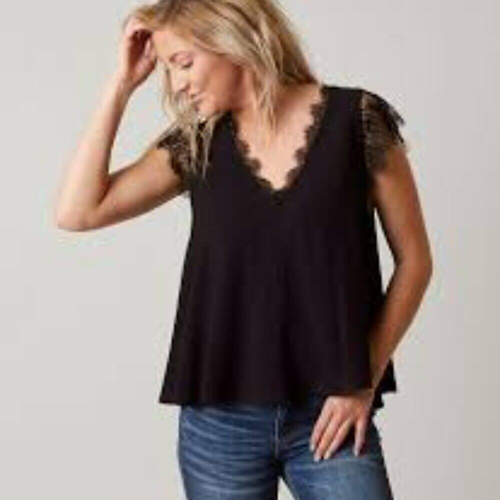 FREE PEOPLE LOVIN' ON YOU BLACK WOMEN LACE TRIM AND CAP SLEEVES TOP SIZE XS